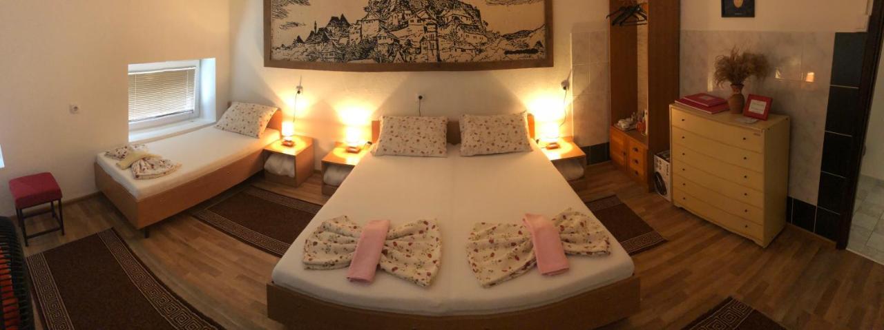 Hotel Prenociste Gany Jajce Exteriér fotografie